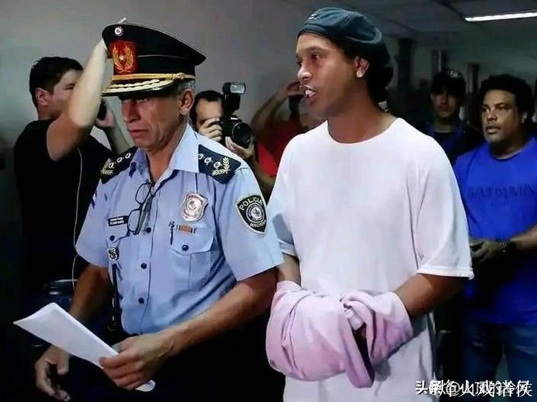 小罗回忆狱中经历：我以为他们会打我，结果在那里玩得还不错